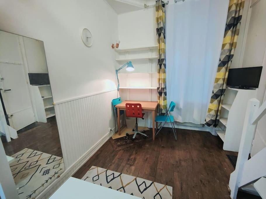 Studio Proche De La Tour Eiffel Apartment Paris Exterior photo